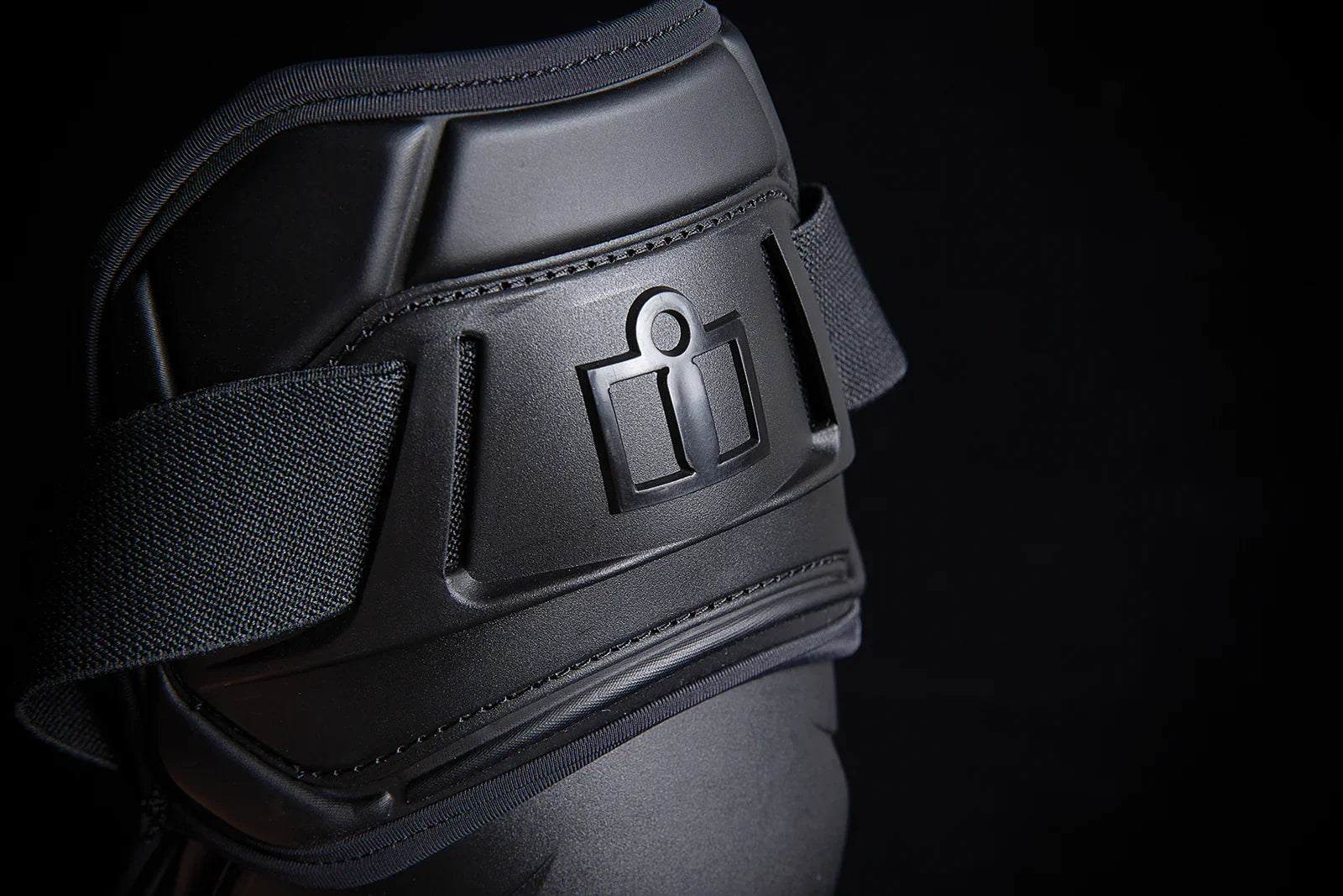 ICON Field Armor 3- Knees