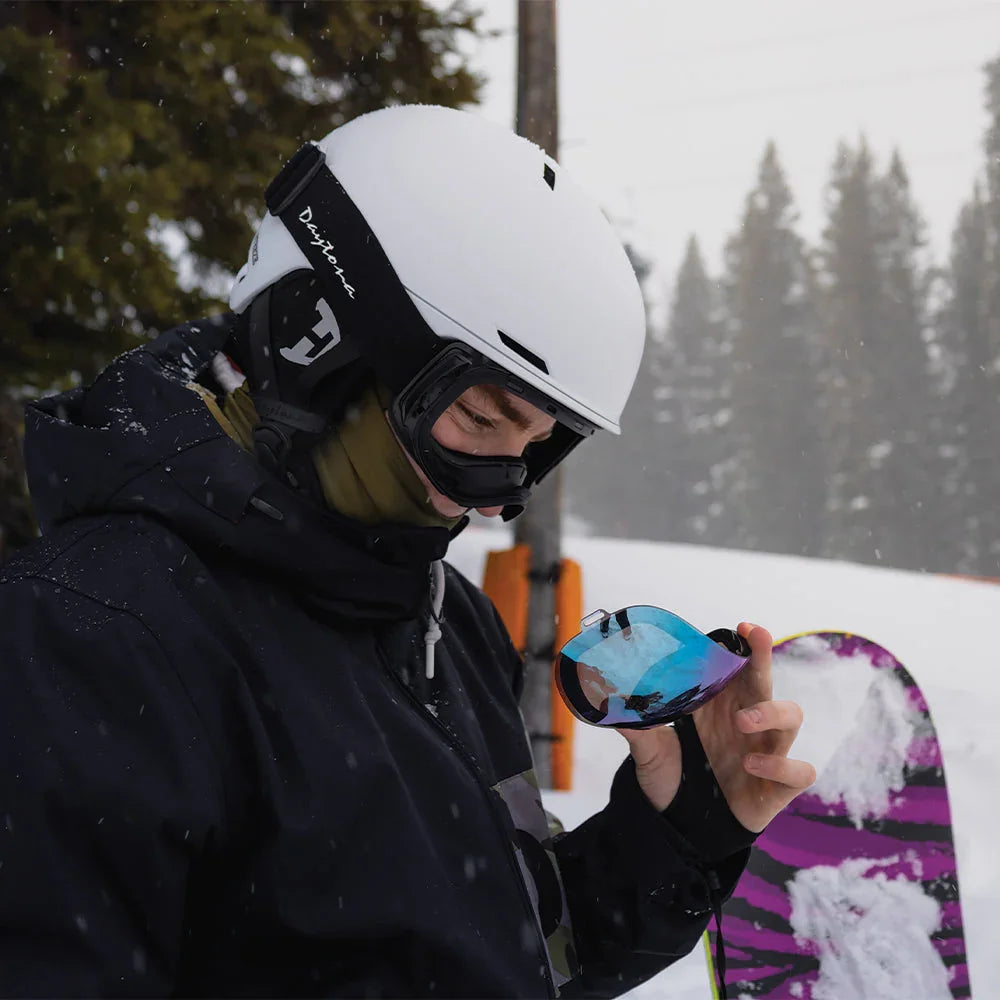 Daytona Helmets Daytona Snow Goggle Range (Includes 1 x Magnetic Frame, 3 x Magnetic Lens, 1 x Goggles Dust Cover)